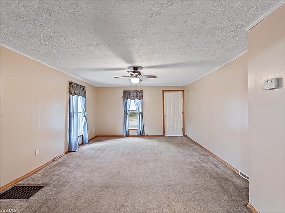 4th image of 1260 Douglass Ave