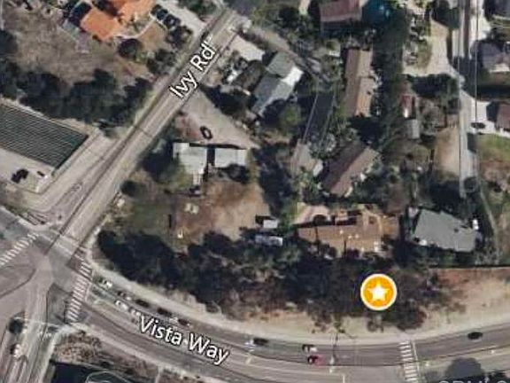 4th image of 2245 Ivy Rd