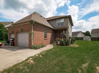 120 Lowell Ct, Nicholasville, KY 40356