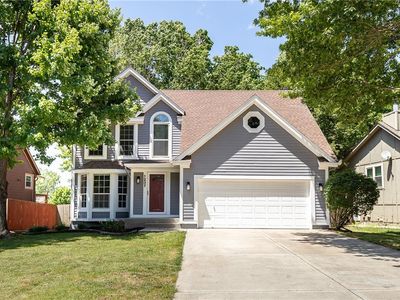 1237 N Prince Edward Island St, Olathe, KS, 66061