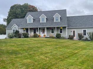 3 Shepherds Ln, North Hampton, NH 03862