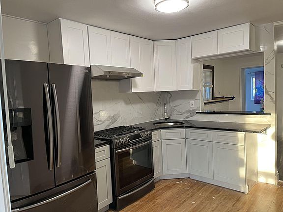 2nd image of 139 Bionia Ave #1