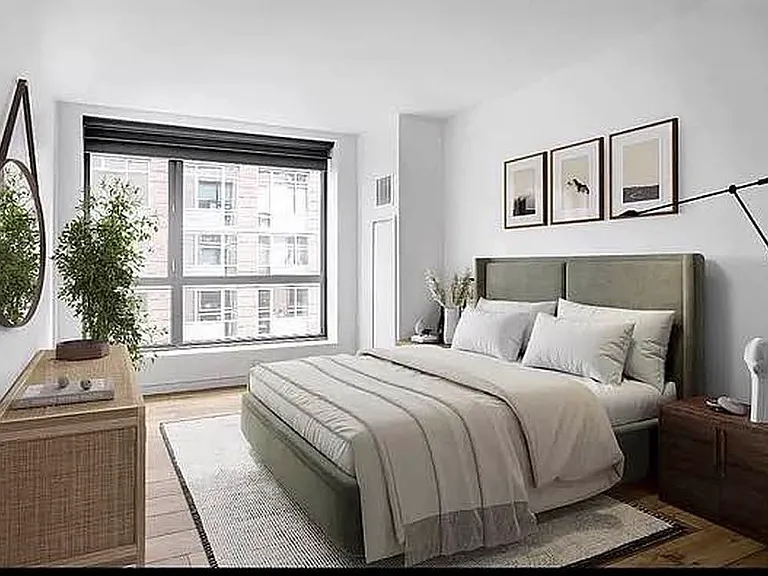 540 W 28th St #7C — Photo 4