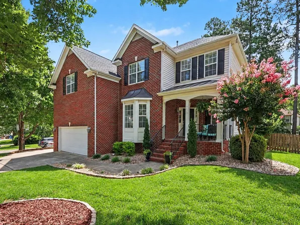 8417 Dunnington Cir, Raleigh, NC 27613