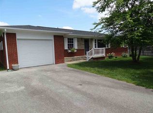 370 E Sunset Hls, Morristown, TN 37814