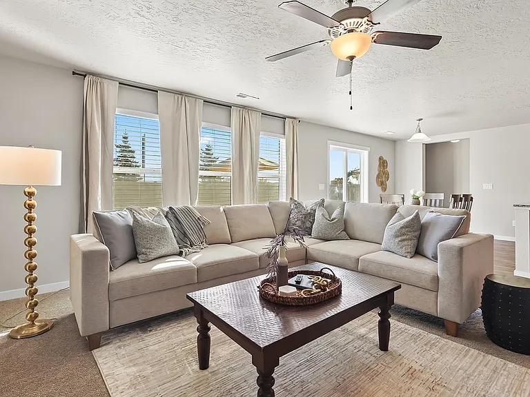 11273 W Broadstone St — Photo 24