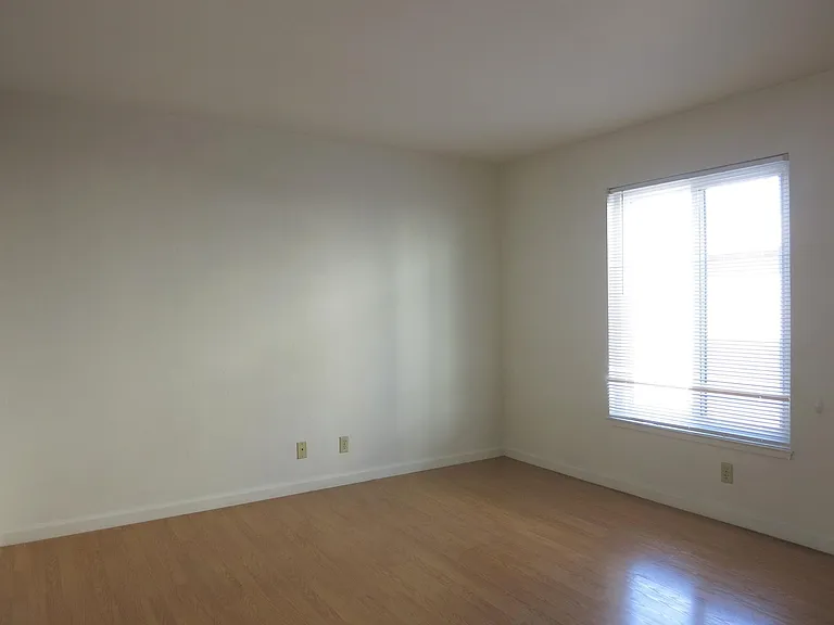 La Alameda 15265 — Photo 10