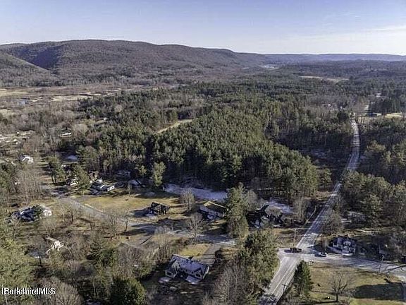 4th image of LOT 178 Two New Lenox