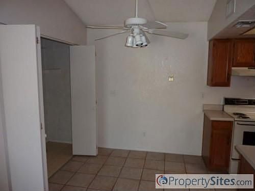 5th image of 5136 E Evergreen St Unit 1151