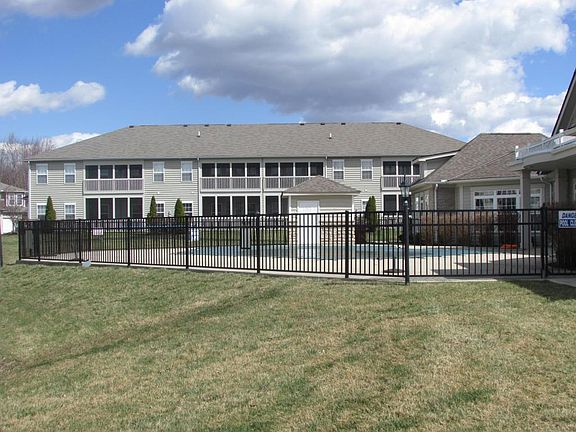 5th image of 5343 Nottinghamshire Ln