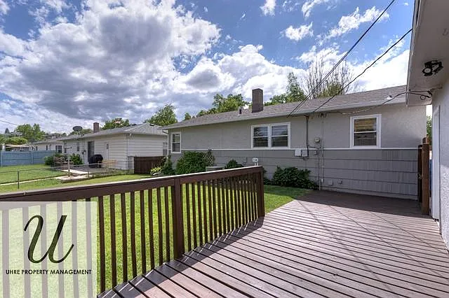 4 bed, 1900 sqft, $2,300 — Photo 4