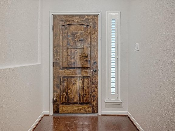 4th image of 1611 Ralston Branch Way