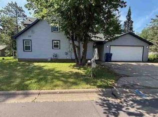 1830 E 39th St, Hibbing, MN 55746