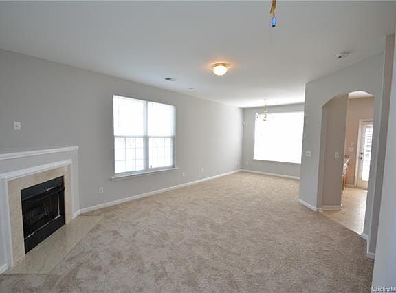 5th image of 7433 Abigail Glen Dr
