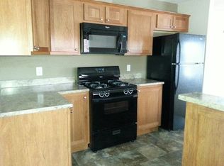 333 Pin Oak Dr, Coopersville, MI 49404