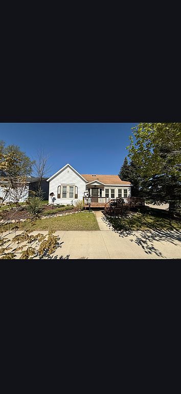 315 2nd St SE - Property Image