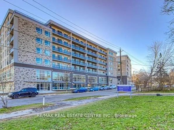 275 Larch St, Waterloo, ON
