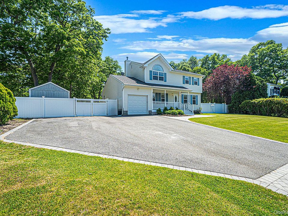 1st image of 14 Gaetano Lane