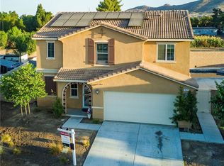 457 Cimarron Dr, Perris, CA 92570