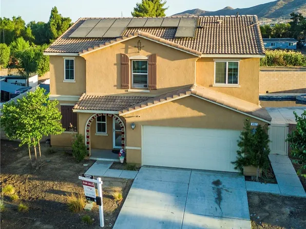 457 Cimarron Dr, Perris, CA 92570