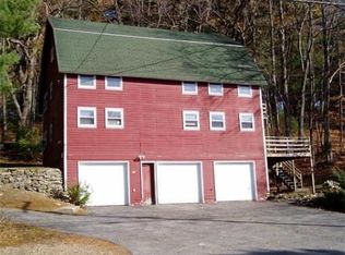 52 Flanders Rd, Westborough, MA 01581