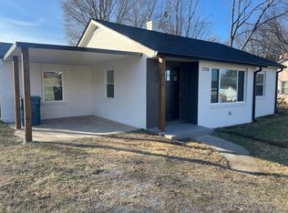 1216 30th St SW, Hickory, NC 28602