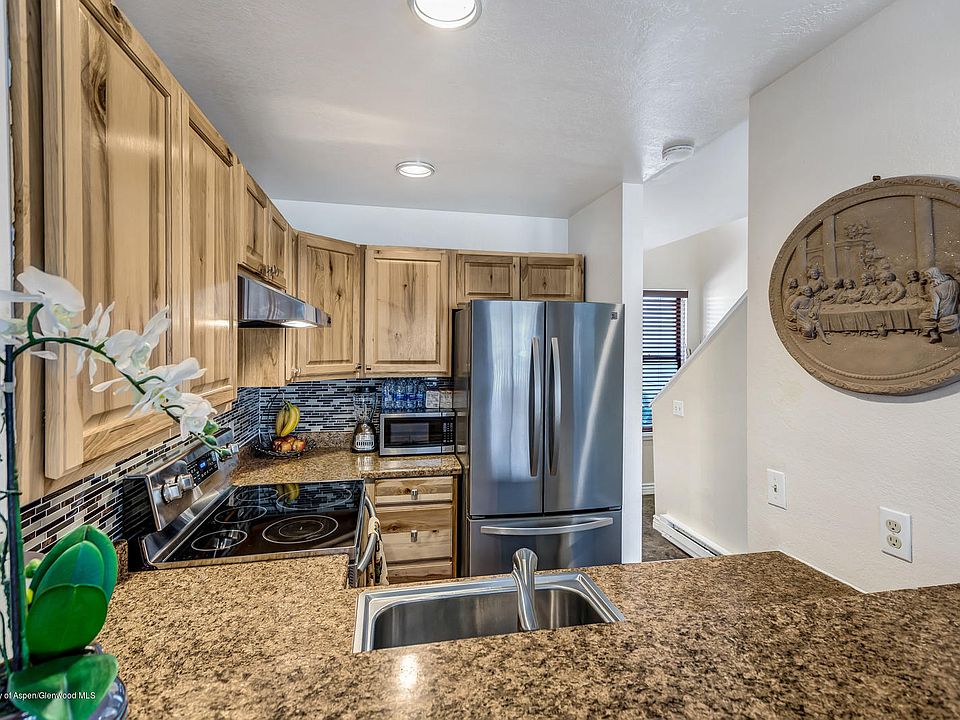 1st image of 2600 S Oakhurst Ct APT 32