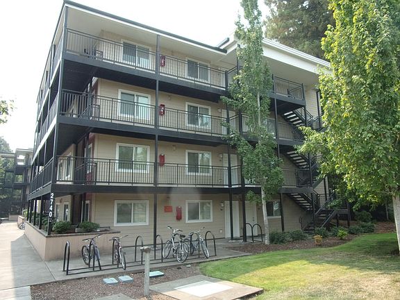 2nd image of 2740 SW Western Blvd #137-406