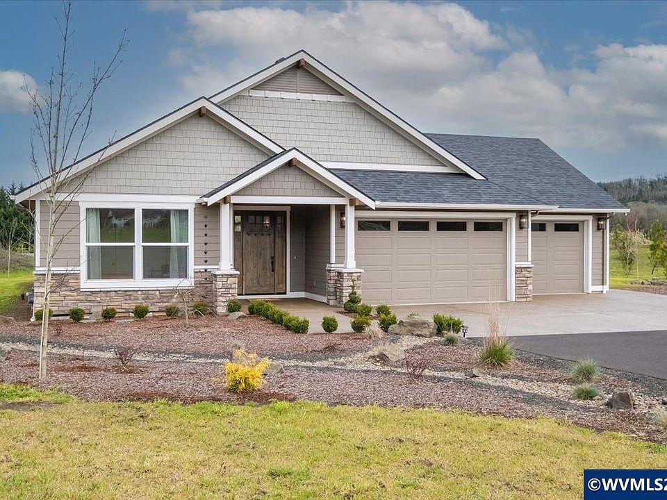 1st image of 360 NW Earliblue Dr