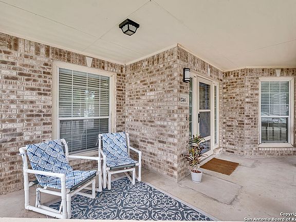 2nd image of 1746 Joy Spring