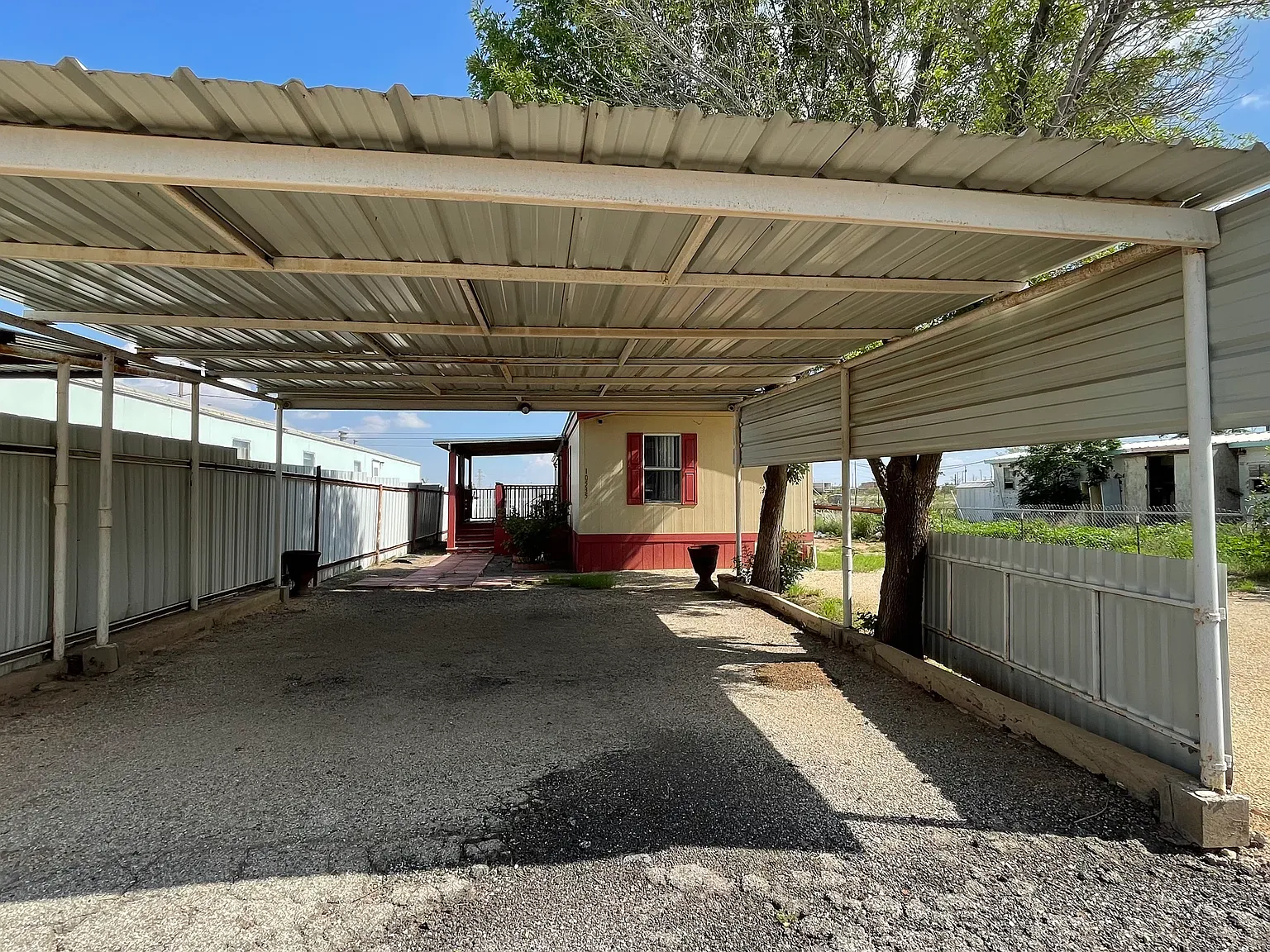 10535 W Tierra Blanca Dr — Photo 2