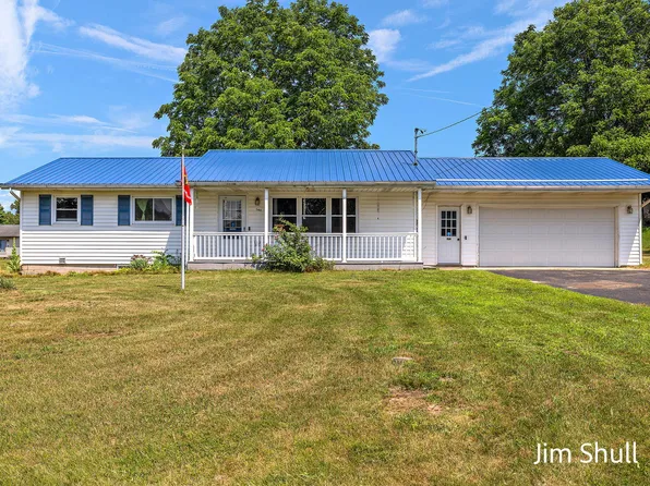 348 Munn St, Hesperia, MI 49421