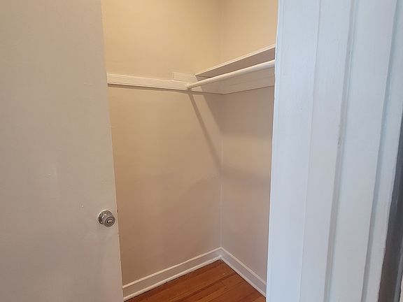 4th image of 5724-34 S Blackstone Ave #16489088