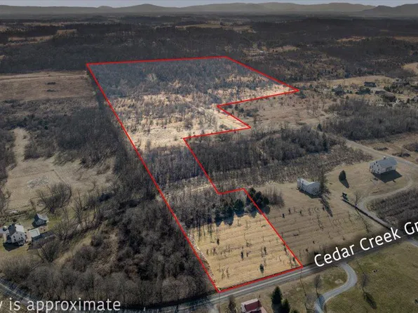7-4035 Cedar Creek Grn, Winchester, VA 22602