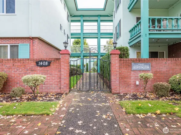 1408 20th Avenue #B-1, Longview, WA 98632