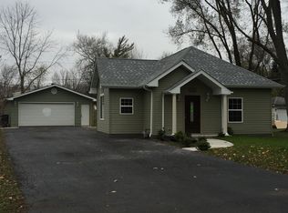 2421 Poplar St, Joliet, IL 60435