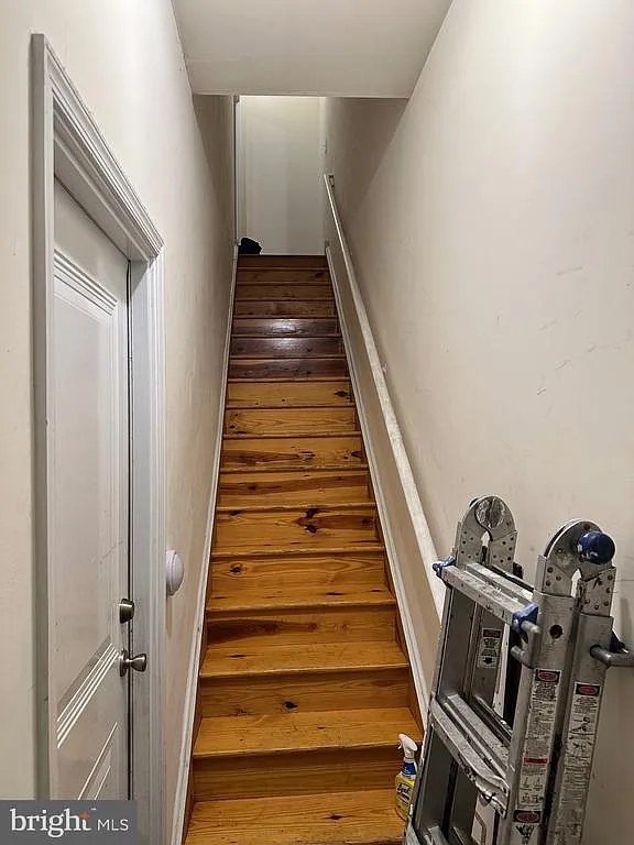 1 bed, 1973 sqft, $650 — Photo 2