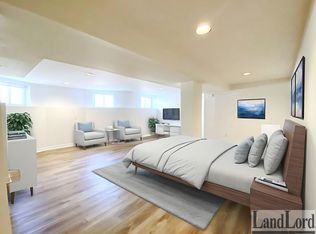 2 Chicora Ave #BASEMENT, Toronto, ON M5R1T6