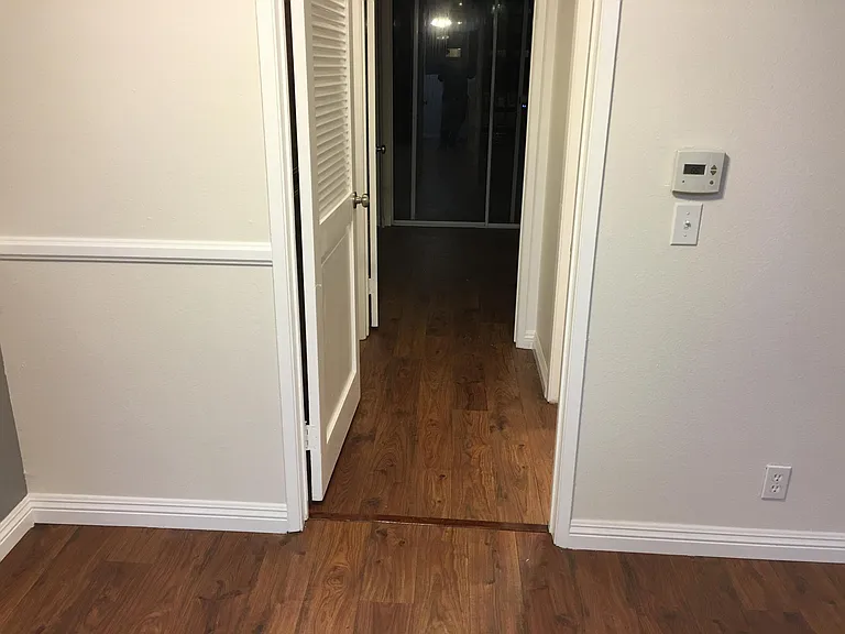 14615 Burbank Blvd #202B — Photo 8