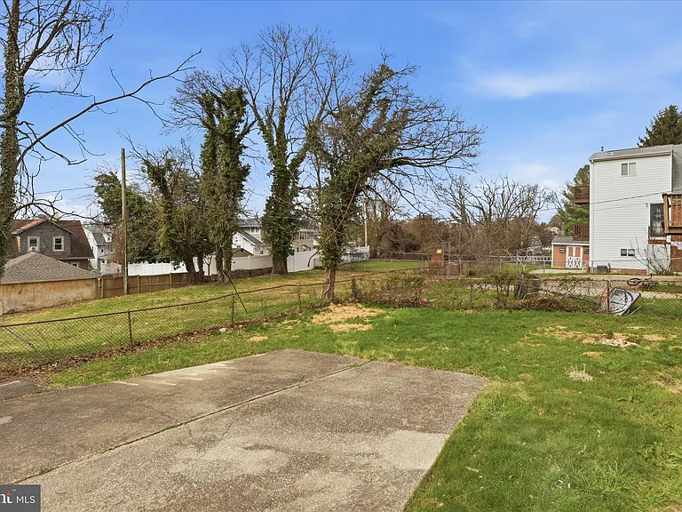 2807 Shirey Ave — Photo 34