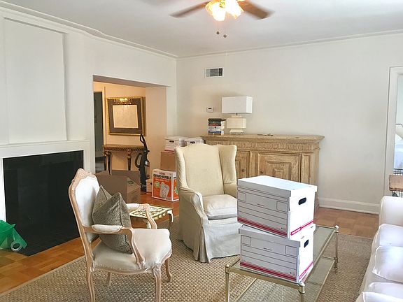 3rd image of 3222 Country Club Rd APT 3