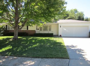 5609 SW 24th St, Topeka, KS 66614