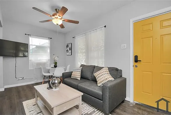 2022 Chapman St #A — Photo 18