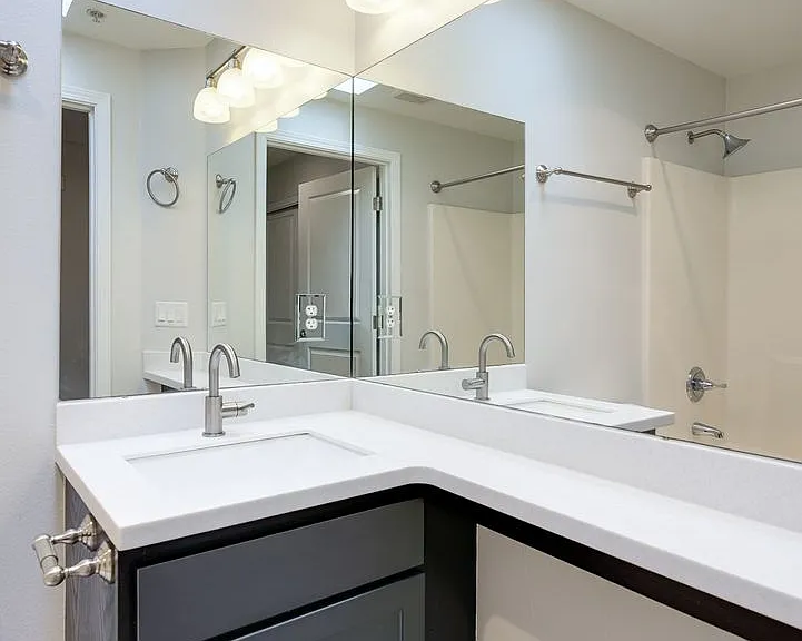 Northlink Apartments — Photo 94