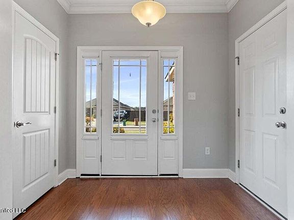 3rd image of 10388 Sweet Bay Dr