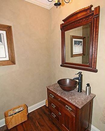 Powder Room