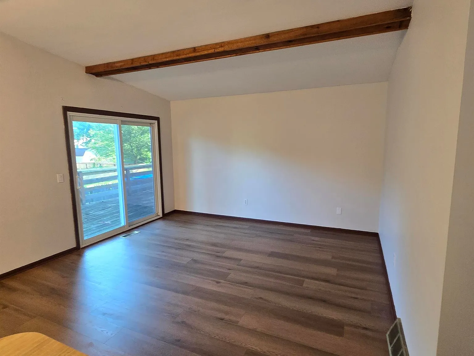 5898 Madison Ave SE — Photo 3
