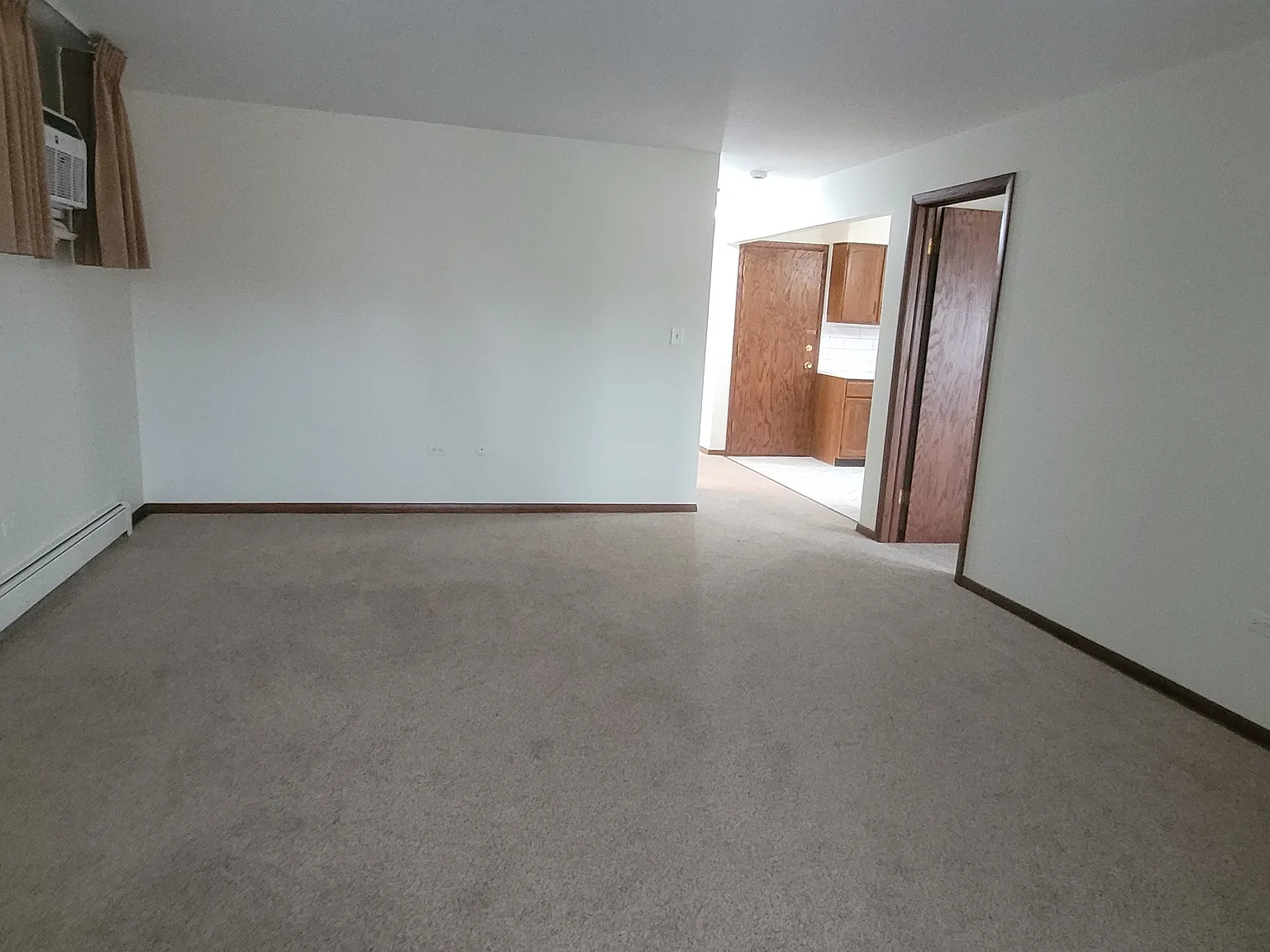 1 bed, $1,350 — Photo 4