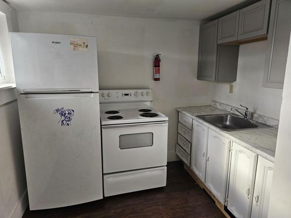 1505 Bellows Falls Rd APT 2