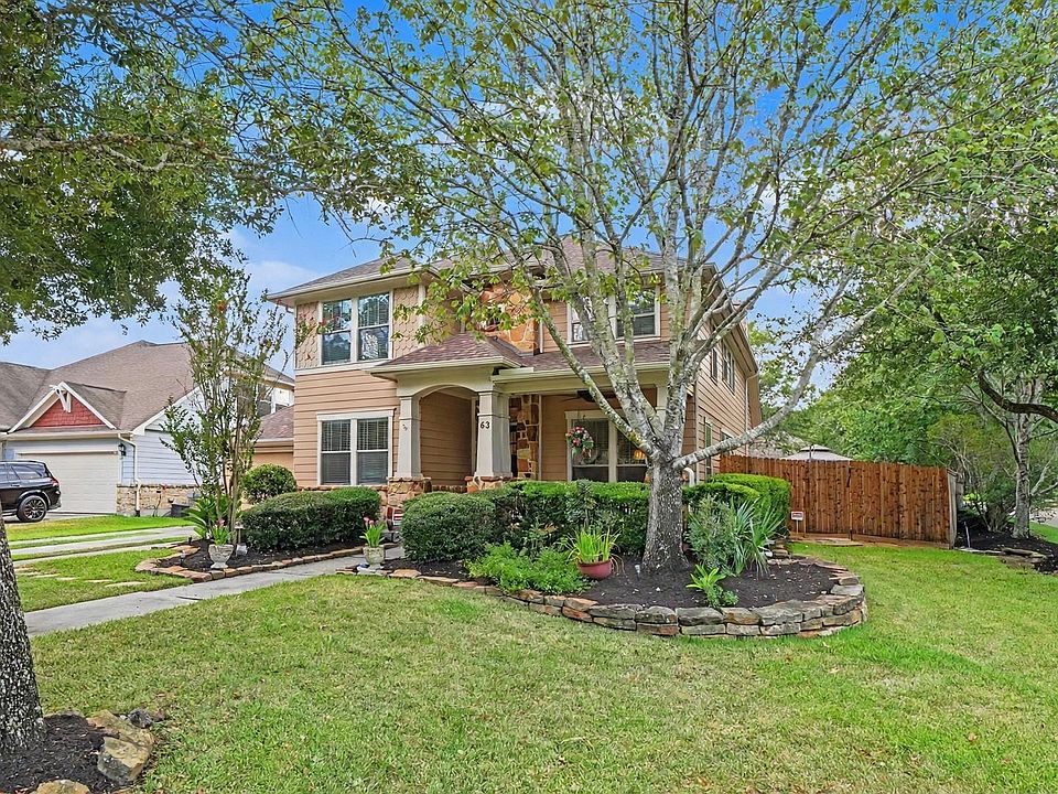 1st image of 62 W Tapestry Park Cir